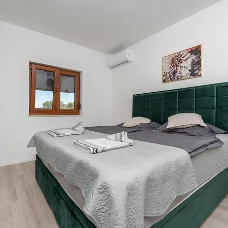 아파트 4 Bedroom Gorgeous In