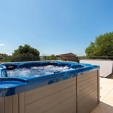 4 Bedroom Gorgeous In 아파트