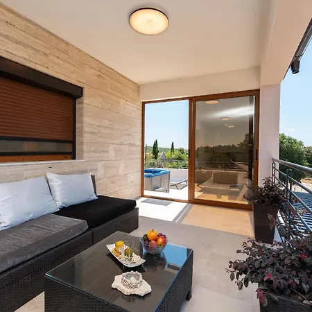 아파트 4 Bedroom Gorgeous In *