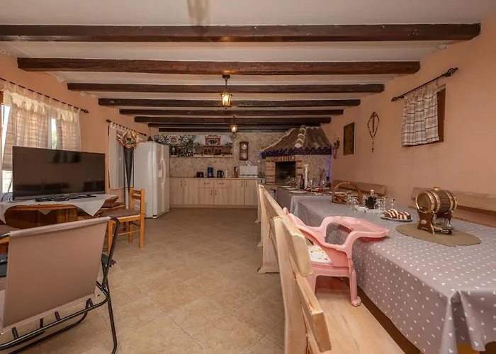 4 Bedroom Gorgeous In * Korlat